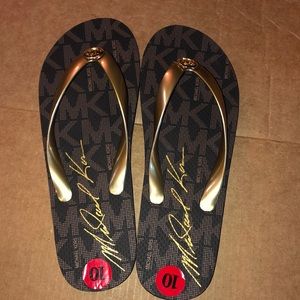 Michael Kors Jet Set Logo Flip Flops New With Box